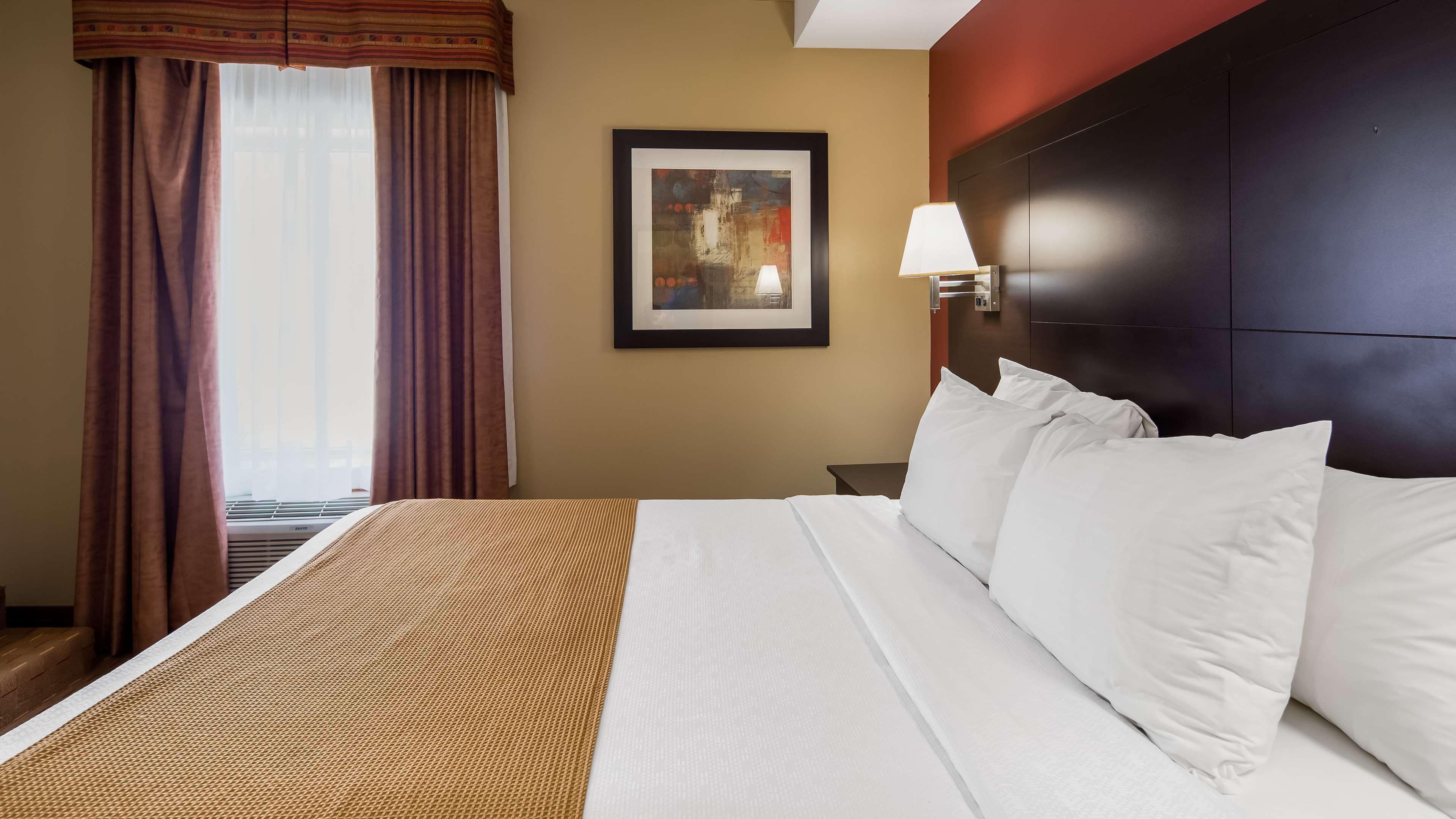 Best Western Plus Bowmanville Εξωτερικό φωτογραφία
