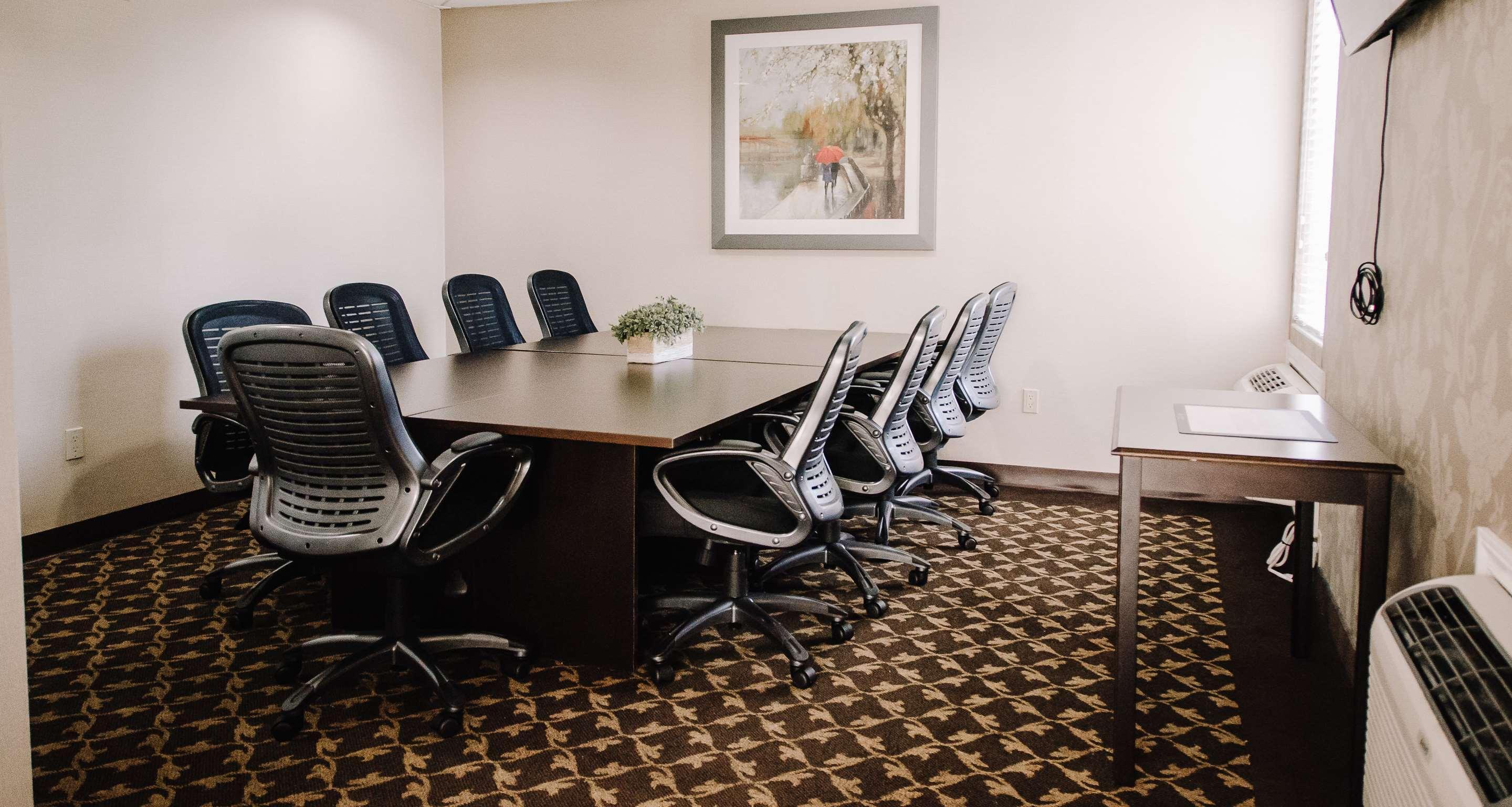 Best Western Plus Bowmanville Εξωτερικό φωτογραφία