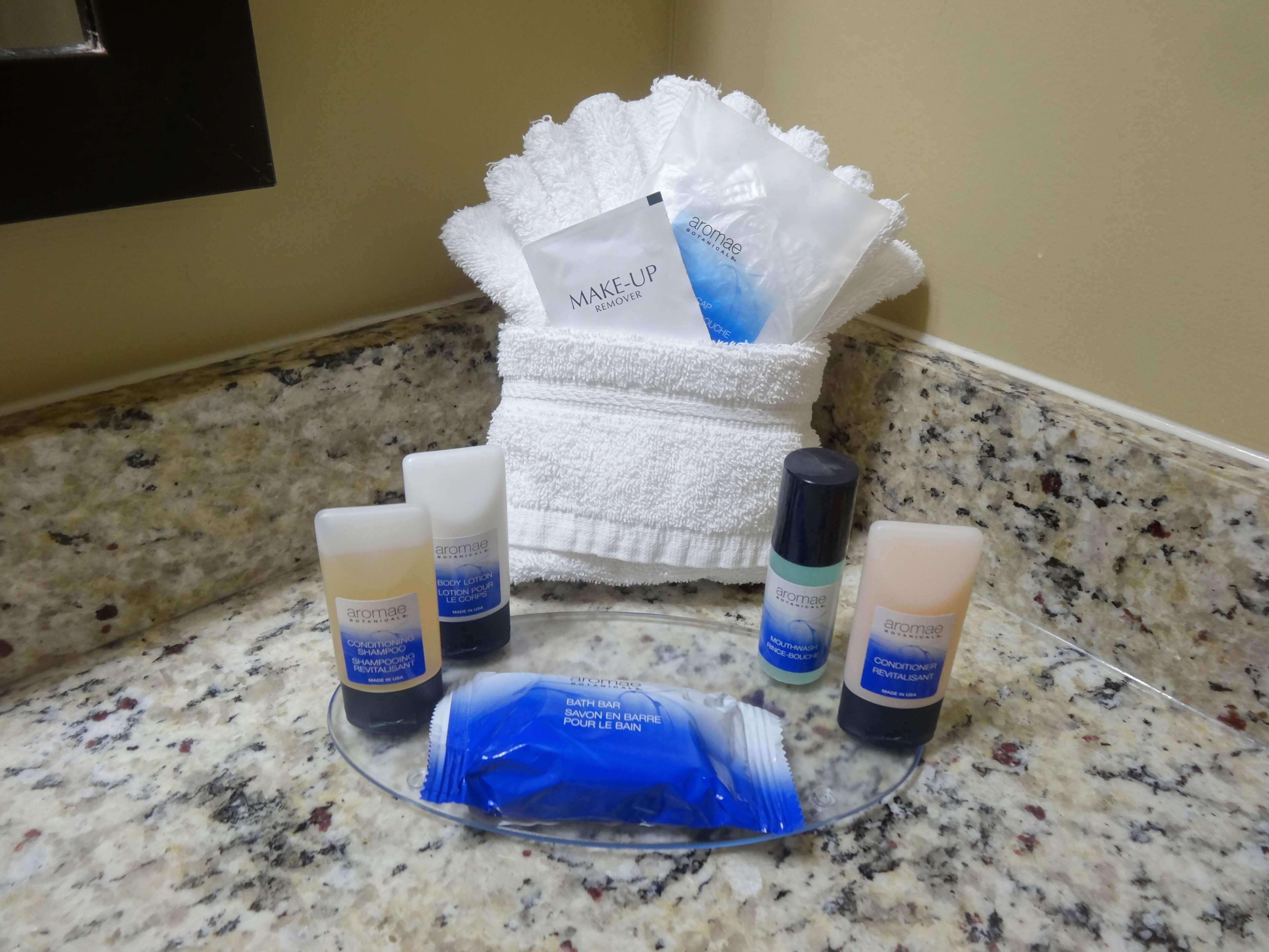Best Western Plus Bowmanville Εξωτερικό φωτογραφία