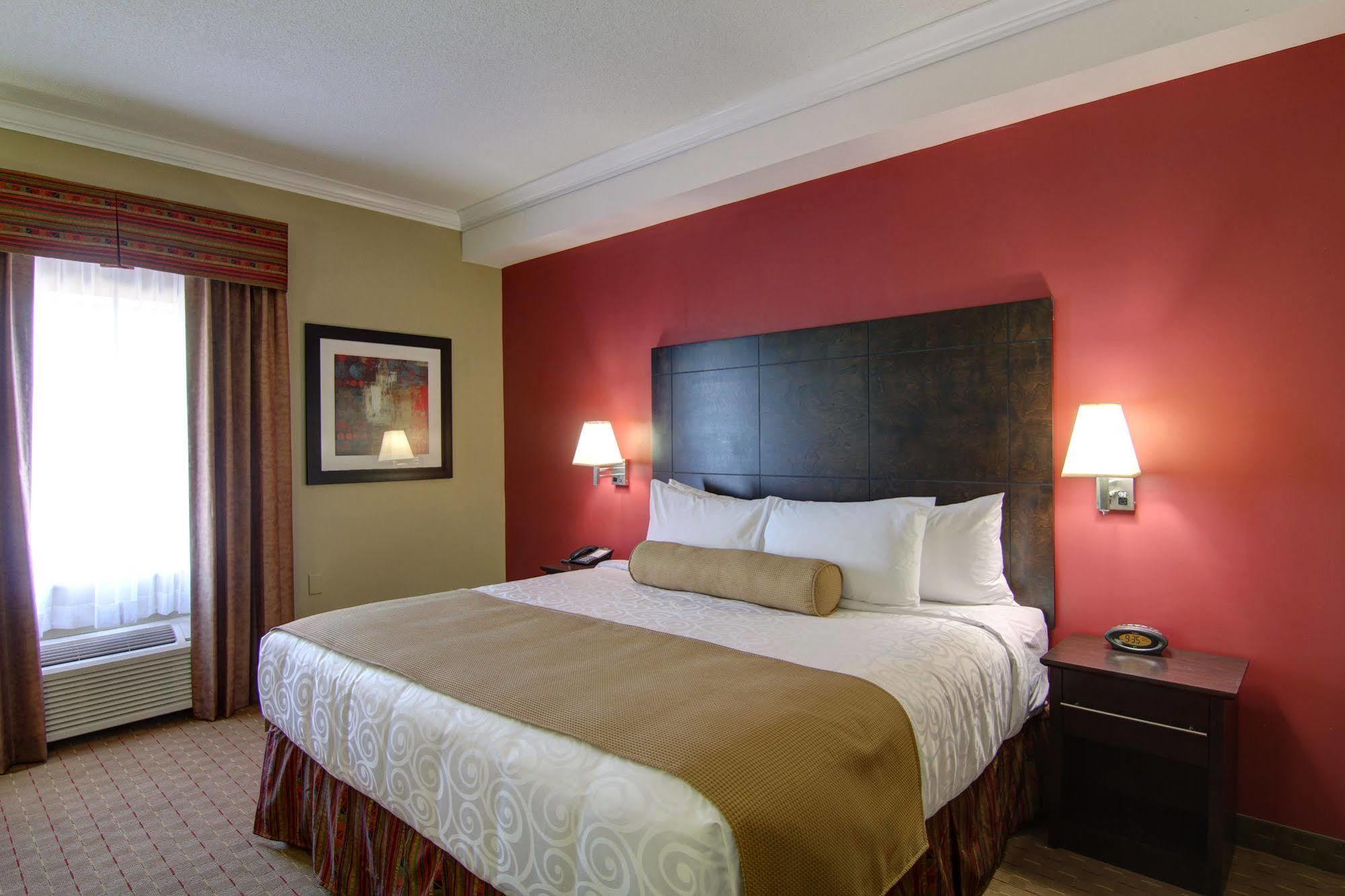 Best Western Plus Bowmanville Εξωτερικό φωτογραφία