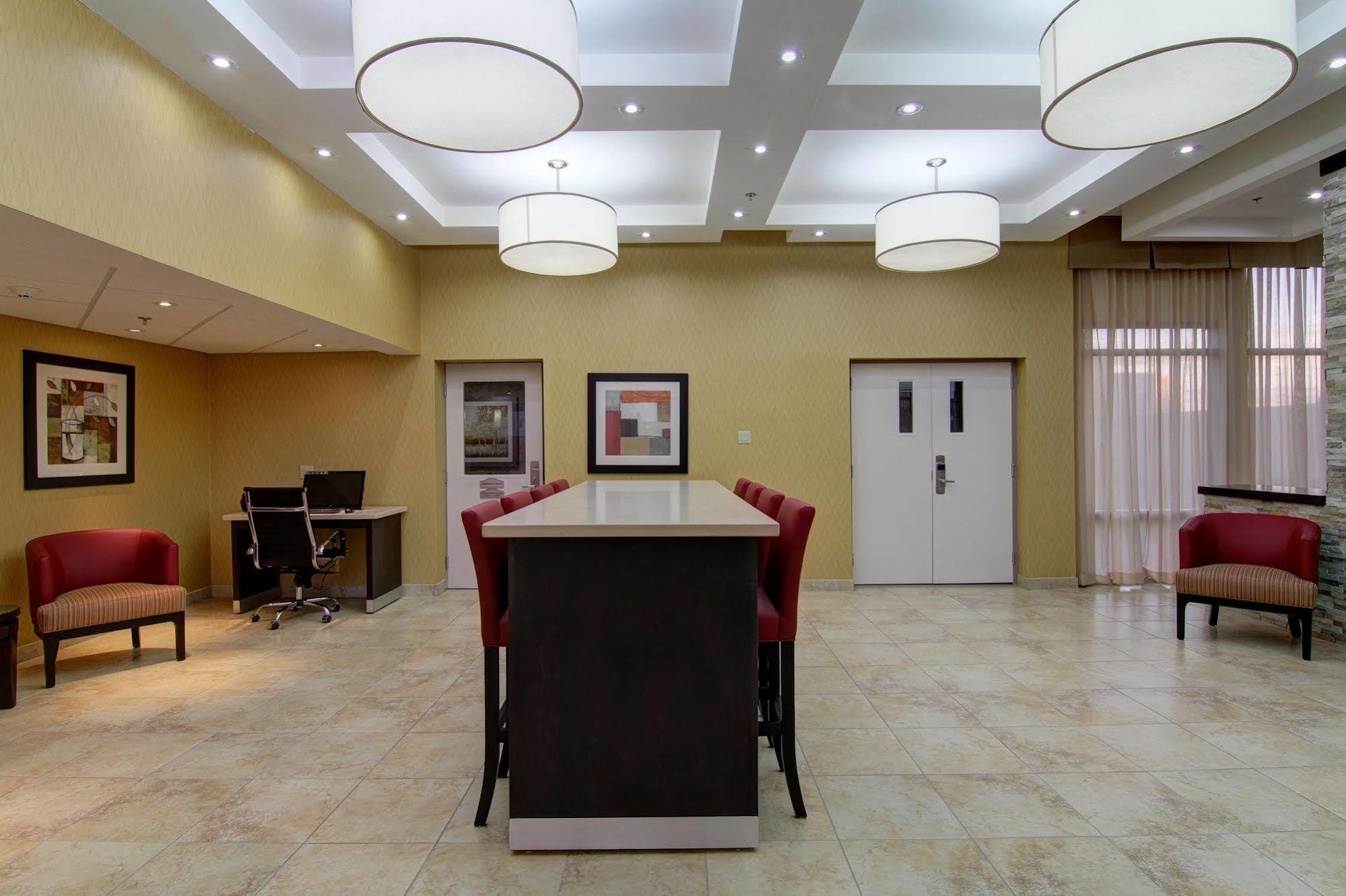 Best Western Plus Bowmanville Εξωτερικό φωτογραφία